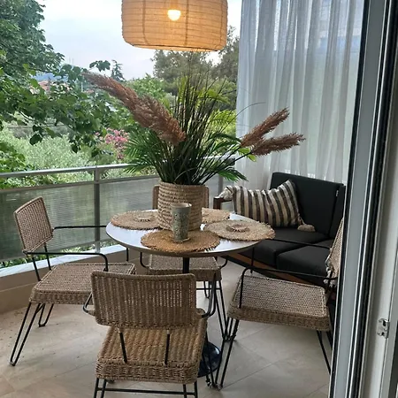 Apartment Olivia -ελιά Palaiontsiflikion