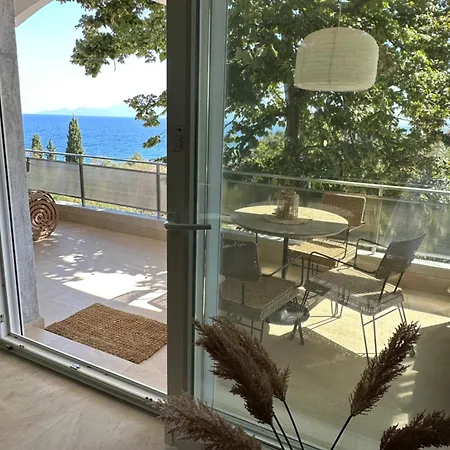 Apartament Olivia -ελιά *